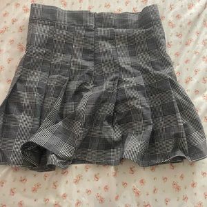 Grey plaid mini skirt
